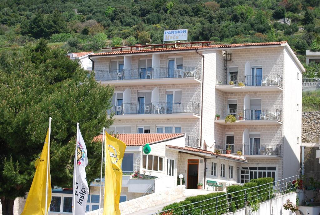 Pansion Komfor Moca Makarska Luaran gambar