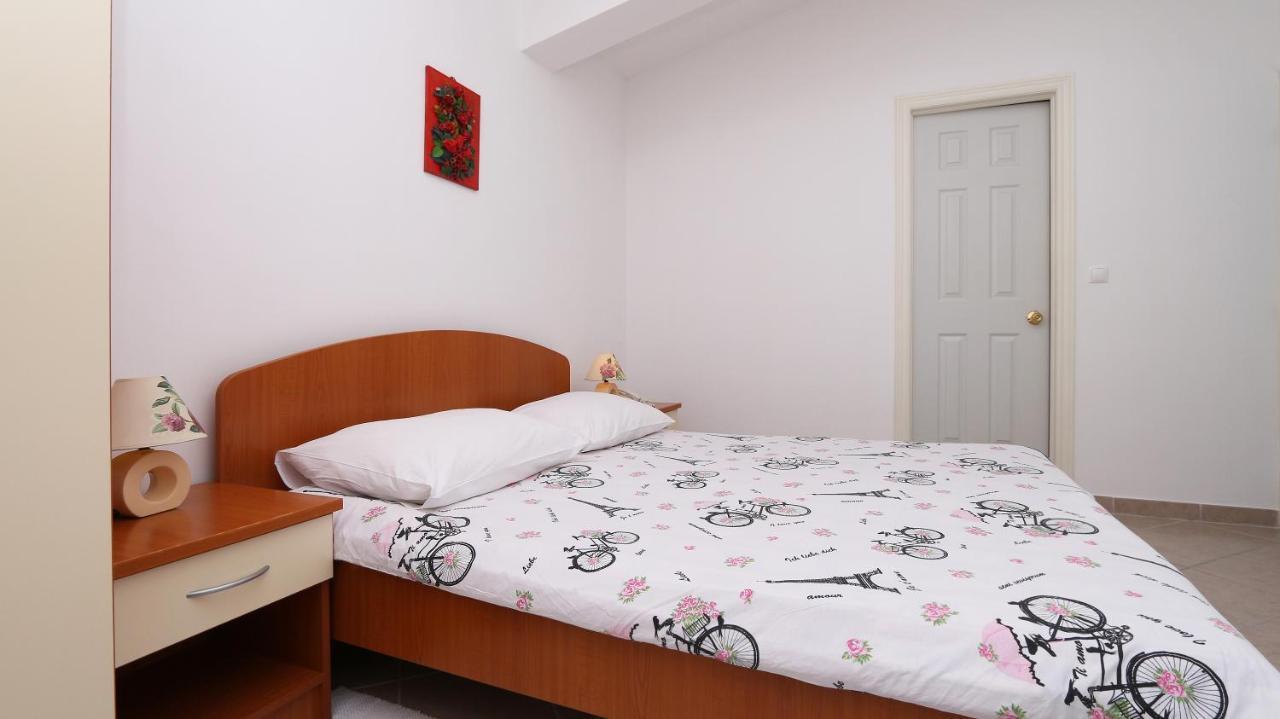 Pansion Komfor Moca Makarska Luaran gambar