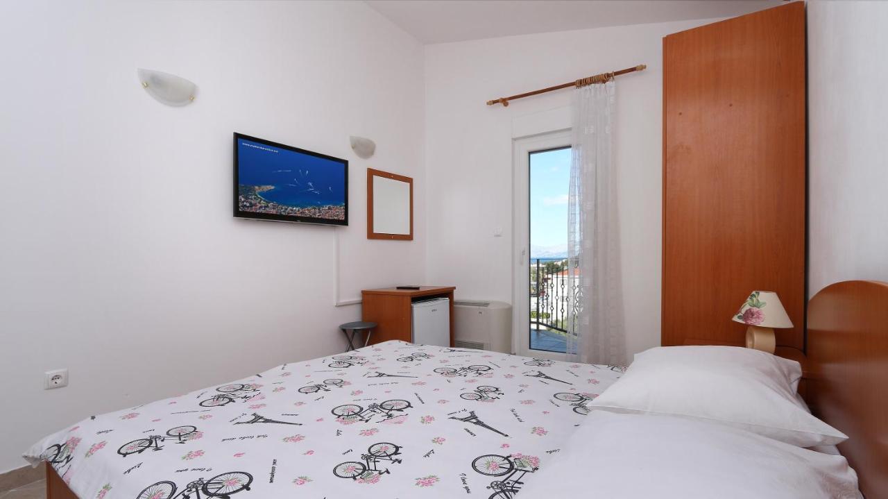Pansion Komfor Moca Makarska Luaran gambar